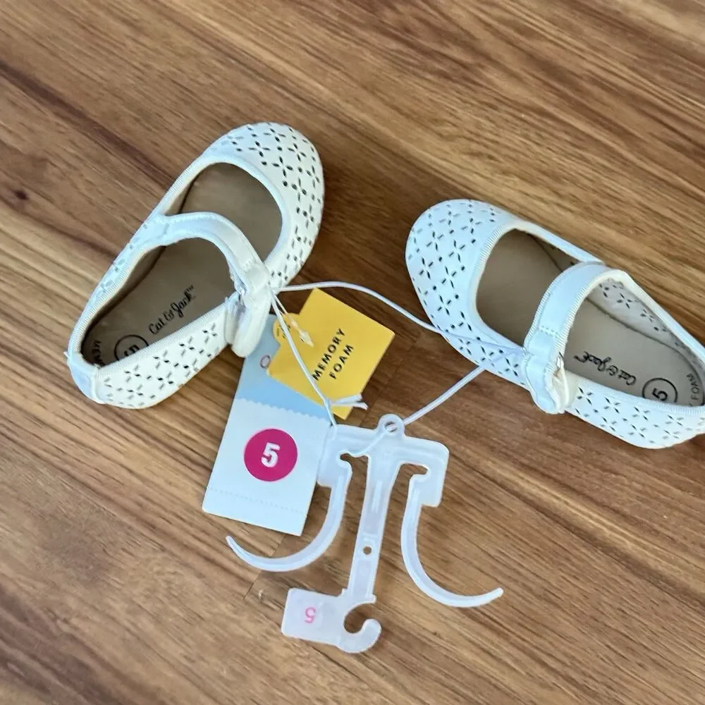 Cat & Jack Girls White Mary Jane Shoes Size 5T New - Picture 9 of 16